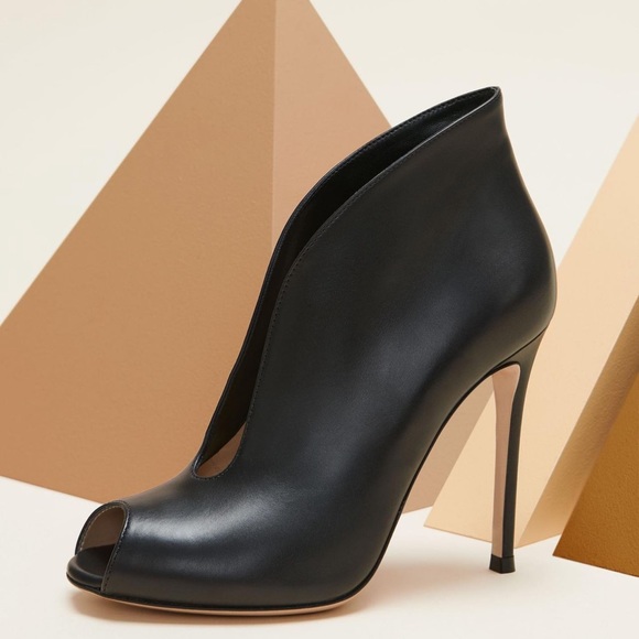 GIANVITO ROSSI Iconic Suede Vamp D'Orsay Booties Size: 11 | IT 41 - Picture 15 of 17